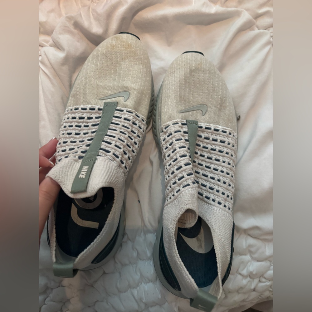 Nike women’s Phantom slip on shoes - Picture 1 of 6